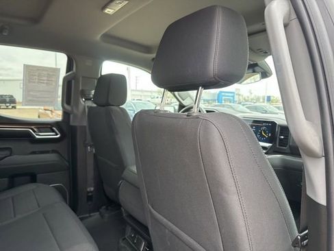 Used 2023 Chevrolet Silverado 1500 LT w/ Z71 Off-Road Package image 45