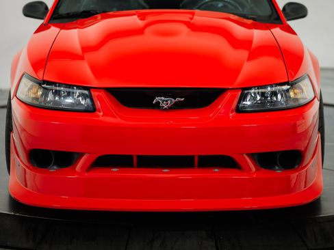 Used 2000 Ford Mustang Cobra RWD image 11