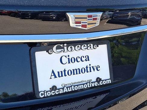 Used 2017 Cadillac XT5 FWD image 31