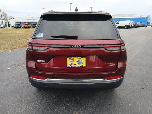 Certified 2023 Jeep Grand Cherokee Limited image 5