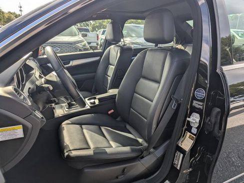 Used 2013 Mercedes-Benz C 250 Sedan image 12