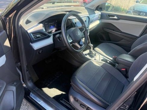 Used 2022 Volkswagen Taos SE AWD/4WD image 13