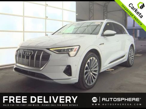 Used 2019 Audi e-tron Prestige w/ Prestige Package image 1
