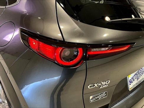 Used 2021 MAZDA CX-30 AWD 2.5 S w/ Premium Package image 23