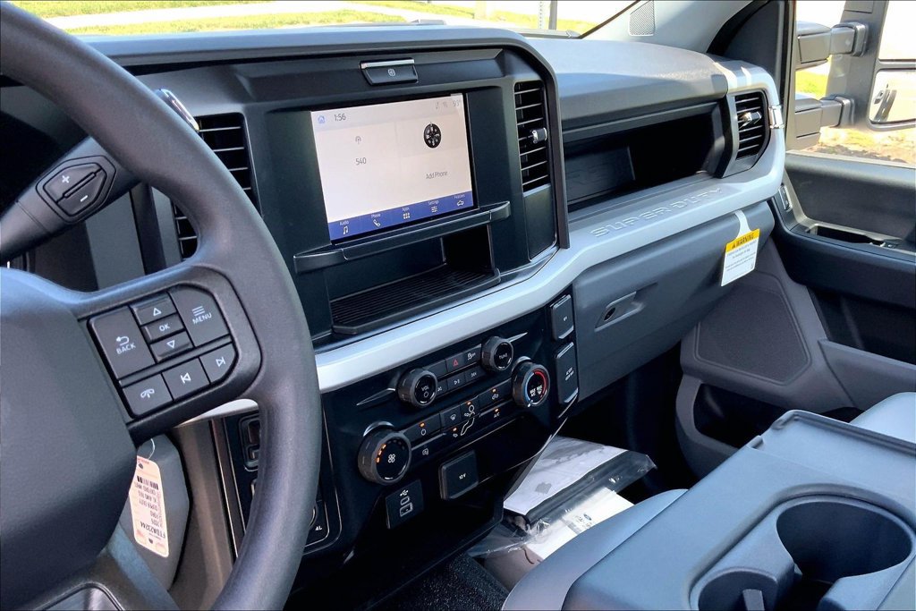 New 2026 Ford F550 4x4 Regular Cab Super Duty image 6