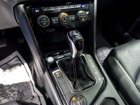 Used 2023 Volkswagen Taos SEL image 27