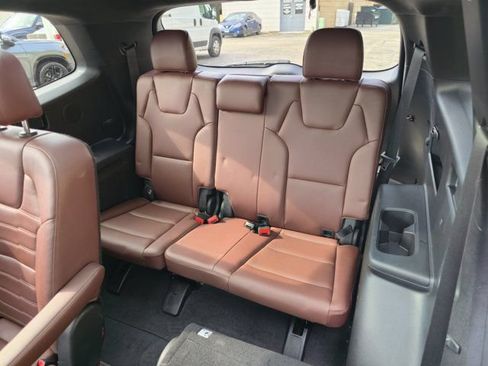 Used 2024 Kia Telluride SX Prestige AWD/4WD image 23