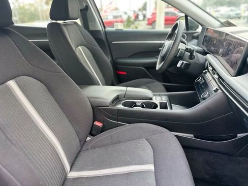 Used 2025 Hyundai Sonata SEL image 21