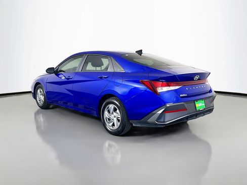 Used 2024 Hyundai Elantra SE FWD image 7