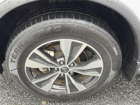 Used 2023 Nissan Murano S image 9