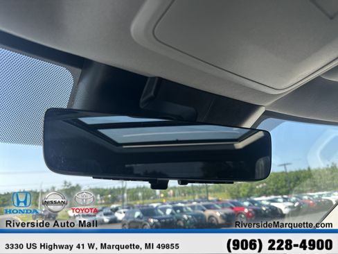 Used 2024 Toyota Tundra Limited w/ TRD Off-Road Package AWD/4WD image 19