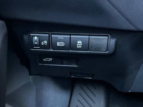 New 2026 Toyota Corolla Cross XLE w/ Convenience Package FWD image 27