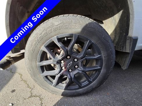 Used 2024 Chevrolet Colorado LT w/ LT Convenience Package RWD image 18