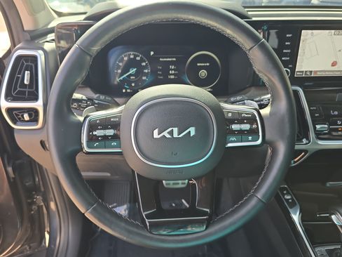 Certified 2023 Kia Sorento SX Prestige AWD/4WD image 31