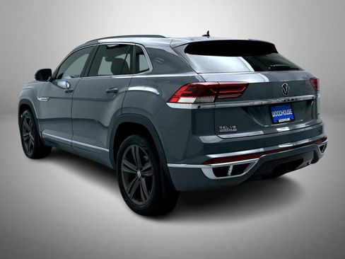 Used 2022 Volkswagen Atlas Cross Sport SEL R-Line AWD/4WD image 7