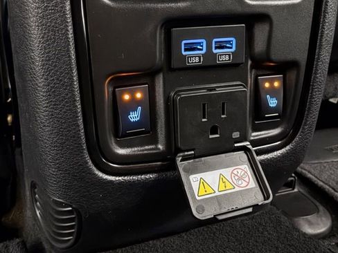 Used 2023 Dodge Durango R/T image 34