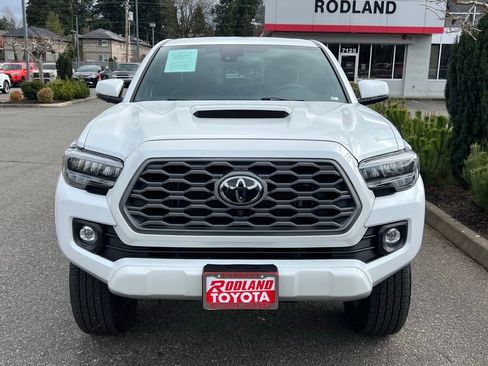 Used 2023 Toyota Tacoma TRD Sport w/ TRD Premium Sport Package image 5