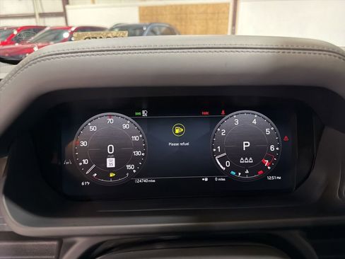 Used 2024 Land Rover Defender 110 X-Dynamic SE image 16