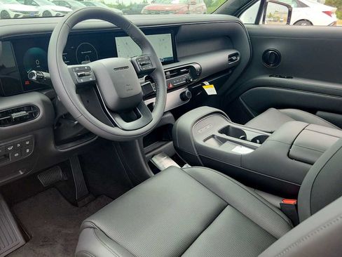 Used 2027 Hyundai Palisade Calligraphy FWD image 9