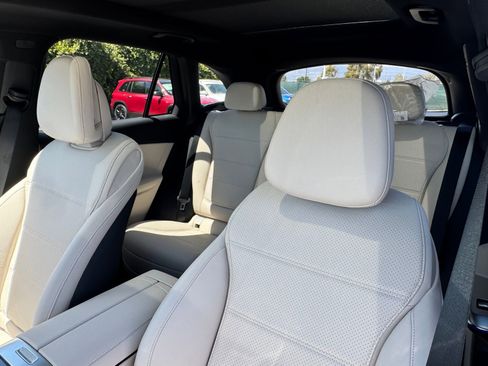 New 2026 Mercedes-Benz GLC 350e 4MATIC image 19