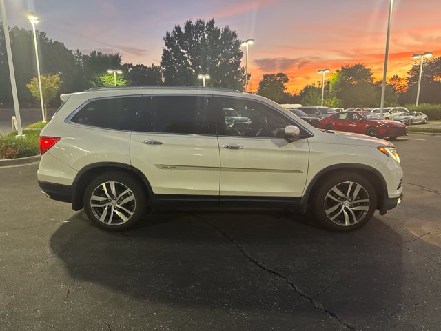 Used 2016 Honda Pilot Touring image 2