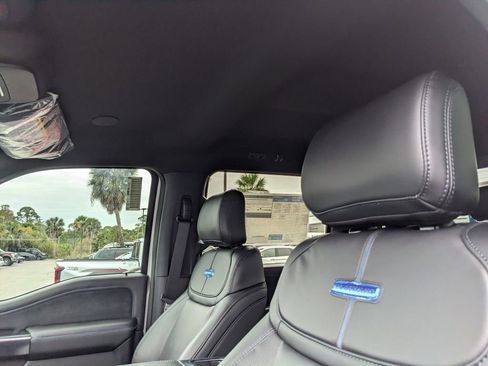 New 2026 Ford F250 Platinum AWD/4WD image 23