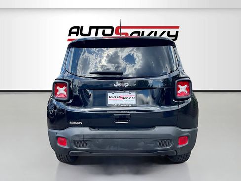 Used 2020 Jeep Renegade Sport w/ Sport Appearance Group AWD/4WD image 6