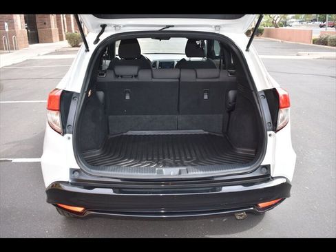 Used 2021 Honda HR-V Sport image 24