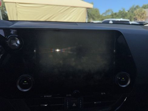 Used 2025 Lexus NX 250 FWD w/ Towing Package (2000 Lbs) image 19