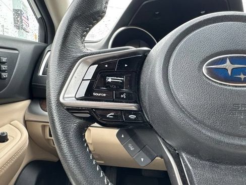 Used 2018 Subaru Outback 2.5i Limited AWD/4WD image 12