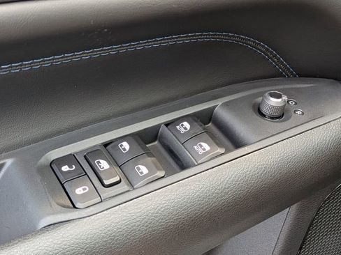 New 2026 Jeep Compass Latitude image 22