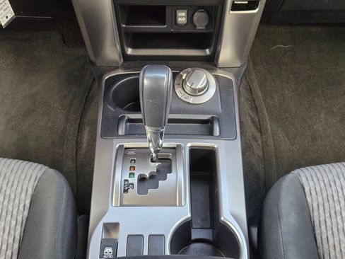 Used 2019 Toyota 4Runner SR5 AWD/4WD image 19