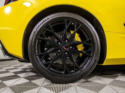 Used 2026 Chevrolet Corvette Stingray Coupe w/ 1LT RWD image 34