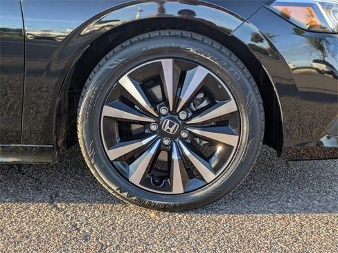 Used 2023 Honda Civic EX image 10