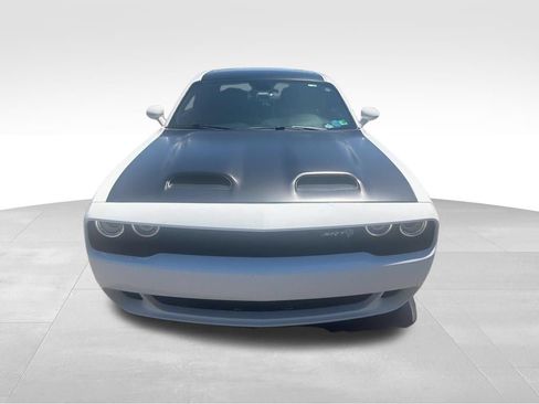 Used 2022 Dodge Challenger SRT Hellcat w/ Plus Package RWD image 2