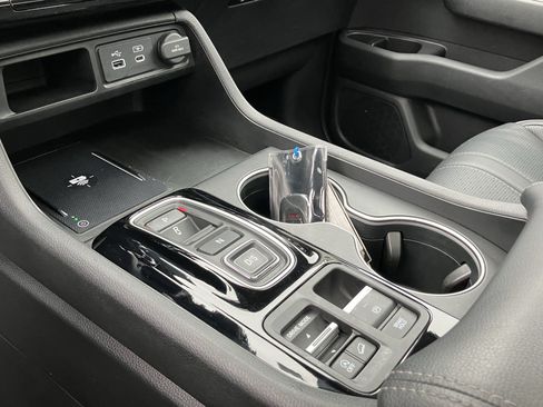 Certified 2024 Honda Pilot Elite image 29