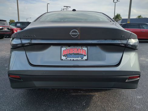 New 2026 Nissan Sentra SL w/ Floor Mat Package FWD image 5