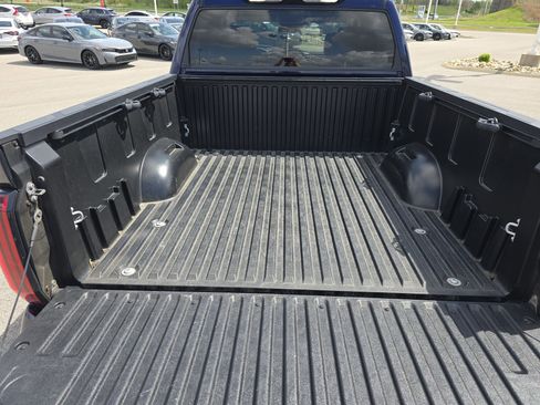 Used 2022 Toyota Tundra SR5 w/ SR5 Convenience Package image 22