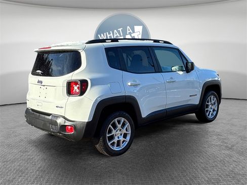 Used 2022 Jeep Renegade Latitude w/ Convenience Group image 9