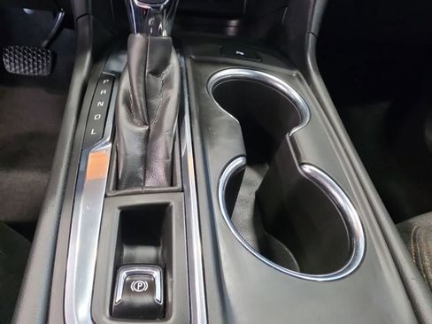 Used 2022 Chevrolet Equinox LT FWD image 22