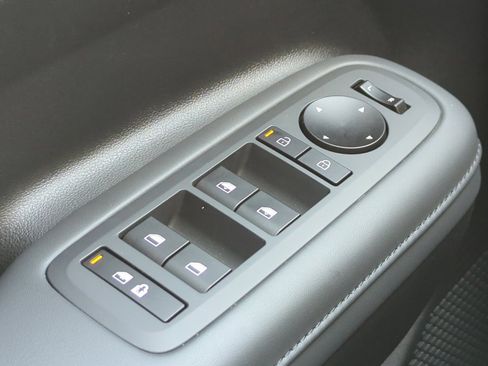 Used 2026 Hyundai Santa Fe SEL AWD/4WD image 29