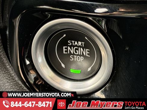 Used 2022 Chevrolet Silverado 1500 LTZ image 22