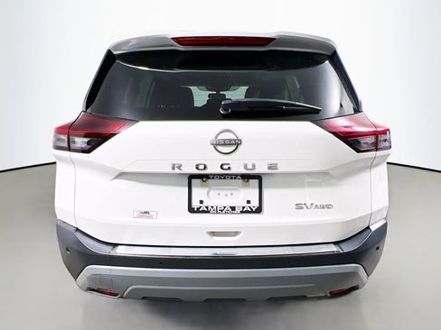 Used 2022 Nissan Rogue SV w/ SV Premium Package image 6
