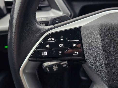 Used 2023 Audi Q4 e-tron Premium Plus w/ Premium Plus image 31