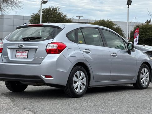 Used 2012 Subaru Impreza 2.0i image 3