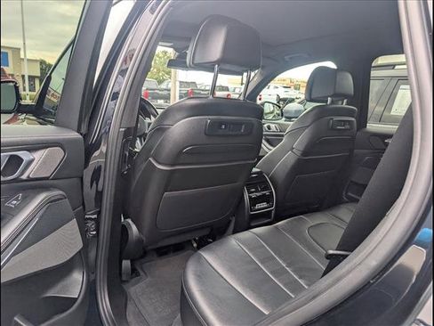 Used 2020 BMW X5 M50i w/ Premium Package image 16
