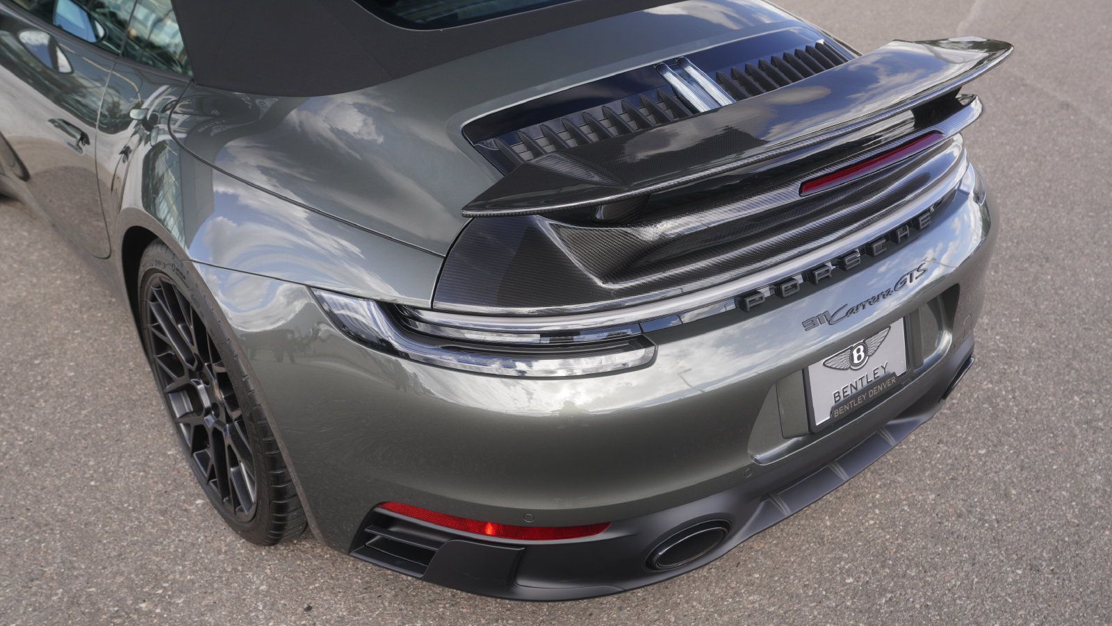 Used 2023 Porsche 911 Carrera GTS RWD image 12