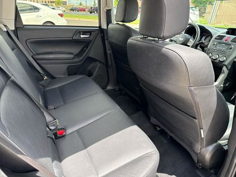 Used 2014 Subaru Forester 2.5i Limited w/ Popular Package #2 AWD/4WD image 50