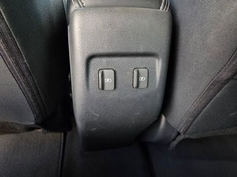 Used 2023 Nissan Kicks SV FWD image 16