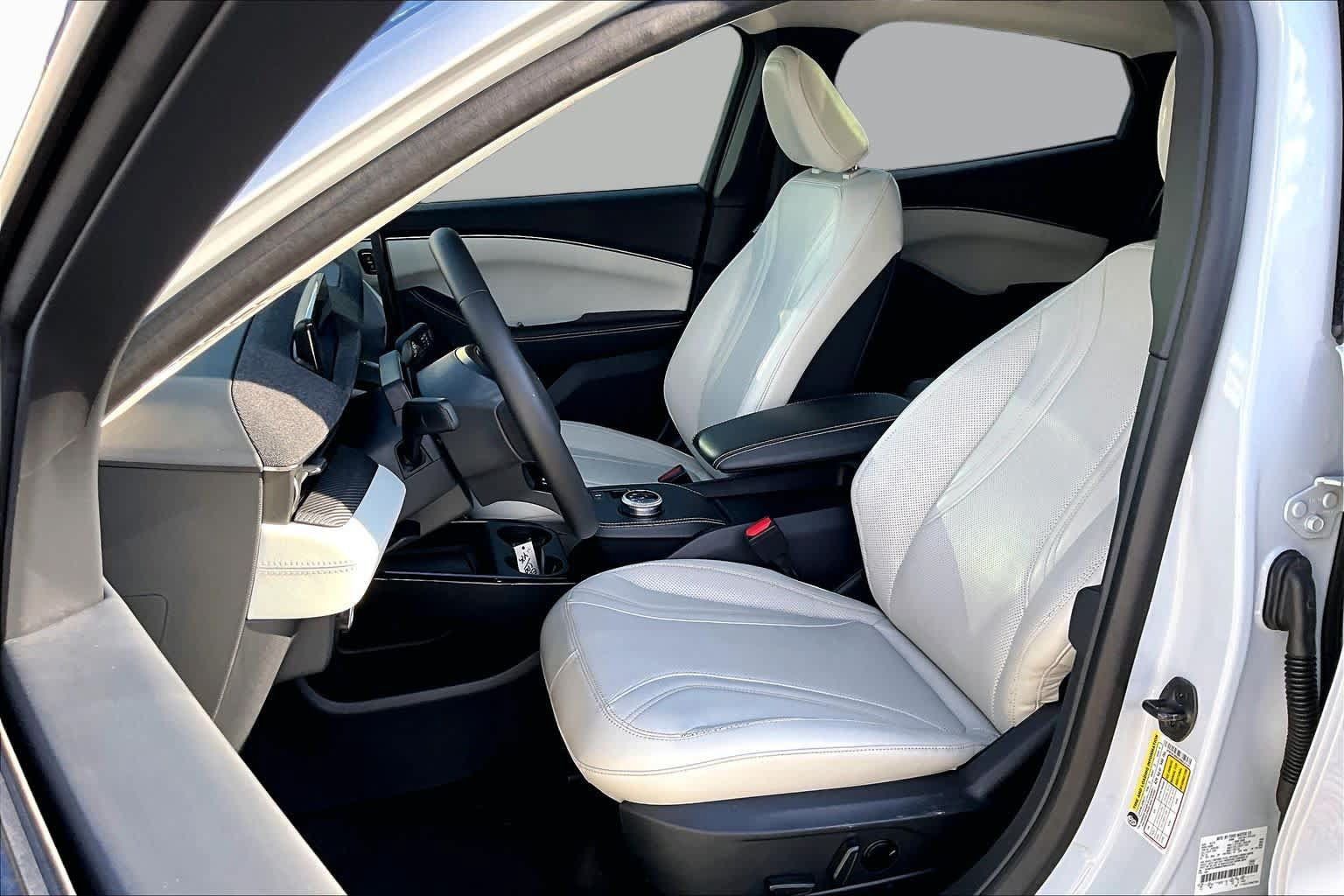 Used 2023 Ford Mustang Mach-E Premium RWD image 7